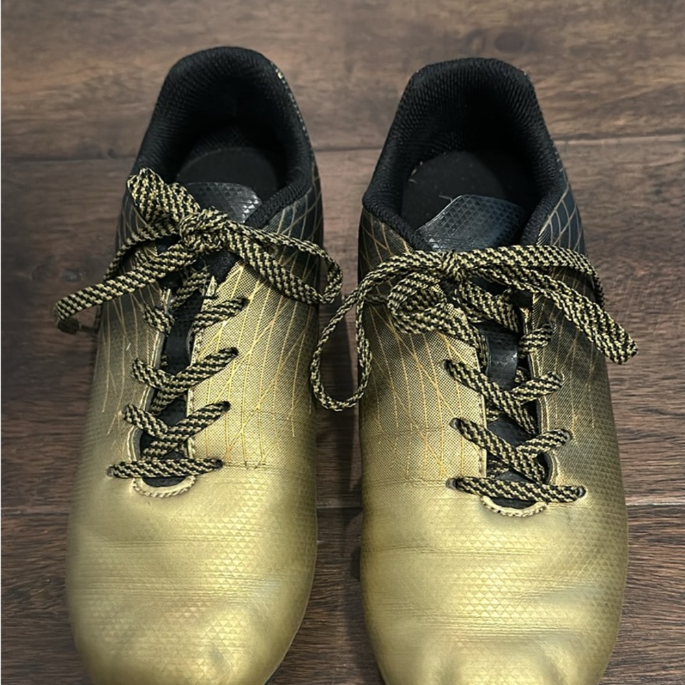 Gold DSG Soccer Cleats - 1.5 boys
